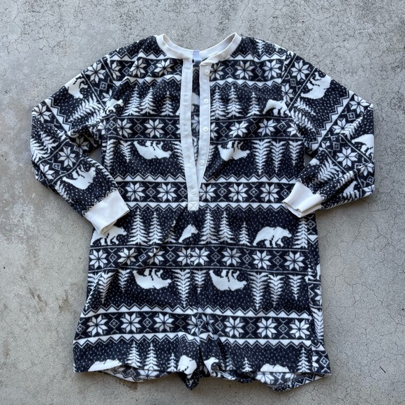 old navy pajama romper size medium polar bear Christmas match the fam fleece - Picture 1 of 4